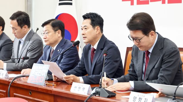 국민의힘 장동혁 대표가 지난 18일 국회에서 열린 최고위원회의에서 발언하는 모습. 연합뉴스