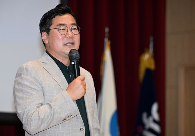 인천시가 민선 9기 출범과 동시에 미래산업 육성 정책을 위해 현재 ‘미래산업국’ 기능 확대 방향의 대대적인 조직 개편을 예고하고 있다. 인수위 제공