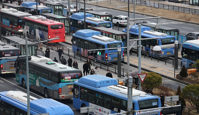 서울 시내버스. 연합뉴스