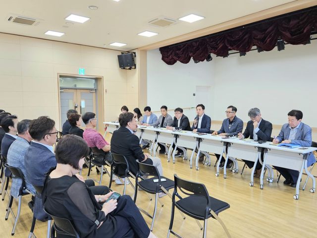 박태희 인수위원장이 인사말을 하고 있다. 양주시장직 인수위원회 제공