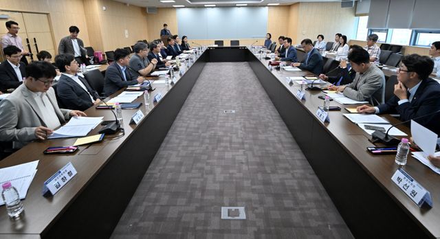 28일 오후 1시 G타워 8층 분과회의실에서 ‘민선 9기 인천시장직인수위원회 전체회의’가 열렸다. 인수위 제공
