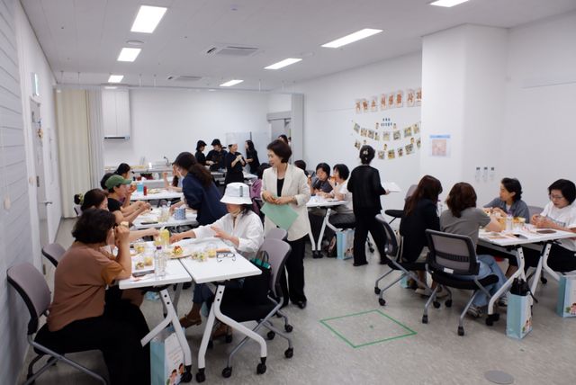 어린이급식소 조리원 직무 역량 강화 교육 모습. 과천시 제공
