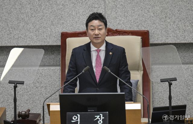 김진경 경기도의회 의장. 경기일보 DB.
