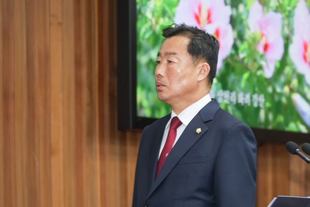 제 5대 여주시의회 전반기 시의장에 선출된 박두형 여주시의회 의장. 여주시의회 제공