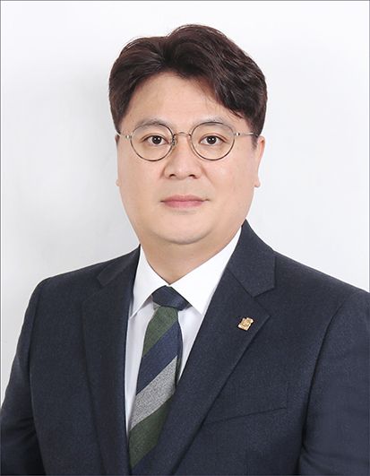 김동국 제10대 의왕시의회 전반기 부의장. 의왕시의회 제공