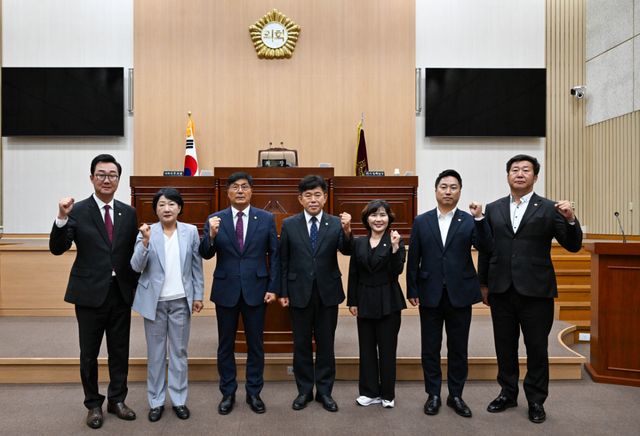 연천군의회, 제10대 전반기 의장단 선출. 연천군의회 제공