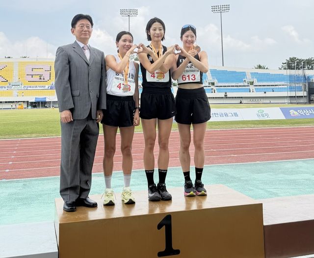 광주시청 육상팀이 4일부터 8일까지 ‘백제왕도 익산 2026 전국 육상경기대회’에 출전해 여자 800m 종목에서 우승과 준우승을 차지했다. 광주시 제공
