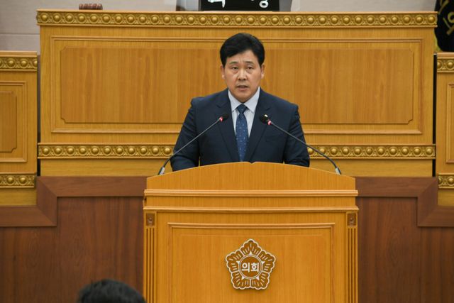 2일 양주시의회 부의장으로 선출된 임의빈 의원이 단상에서 인사말을 하고 있다. 양주시의회 제공