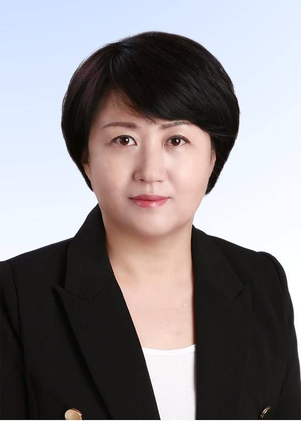 2일 반인숙 안성시의원이 안성시의회 개원 이후 첫 여성 의장으로 선출됐다. 안성시의회 제공