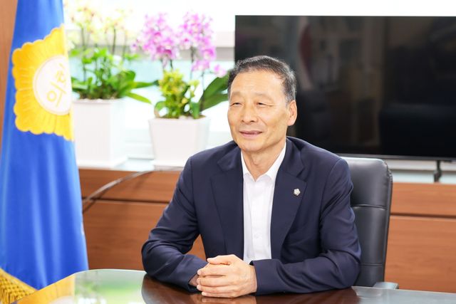 한명훈 제10대 안산시의회 신임 전반기 의장. 안산시의회 제공