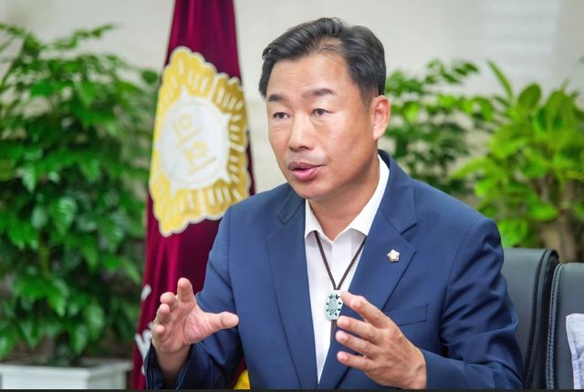 박두형 여주시의회 의장. 시의회 제공