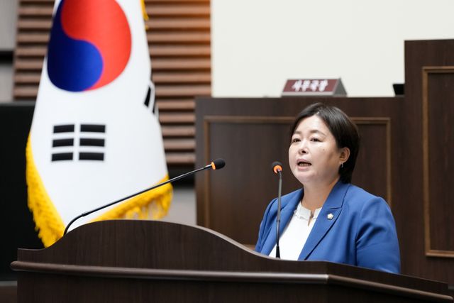 광주시의회 김옥주 의원이 28일 열린 제325회 광주시의회 임시회 1차 본회의에서 10분 발언을 하고 있다. 광주시의회 제공