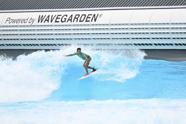 세계 서퍼들 시흥 거북섬으로 …‘2026 WSL 국제서핑대회’ 개막 [포토뉴스]