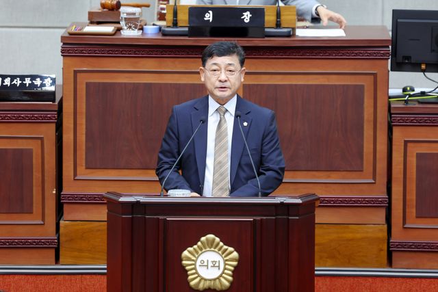 시흥시의회 제10대 전반기 의장으로 선출된 김선옥 의장. 시흥시의회 제공