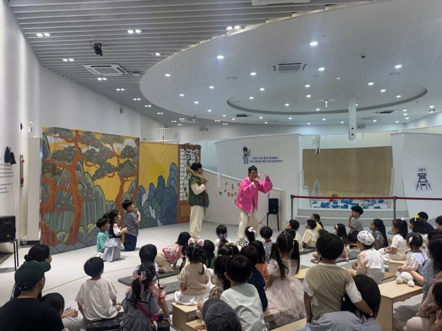 공연 ‘깨비랑 산 넘고 물 건너’ 진행 사진. 남양주시 제공