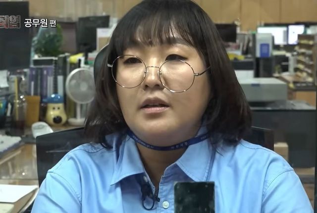 코미디언 이수지. 유튜브 채널 ‘핫이슈지’