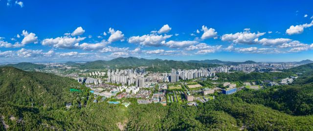 과천시 도심 전경. 과천시 제공
