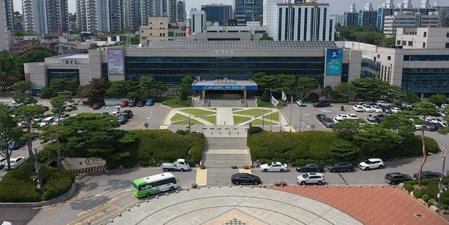 평택시청 전경. 평택시 제공