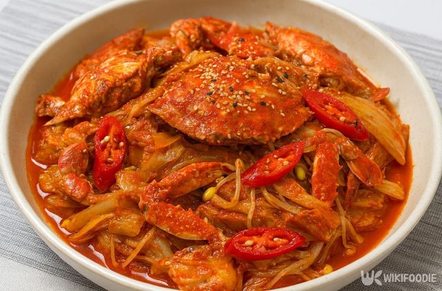 제철 해산물 자료 사진. / 위키푸디