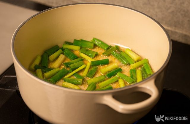 파기름을 내고 있다. / 위키푸디