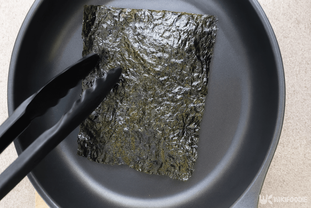 김무침 만드는 자료 사진. / 위키푸디