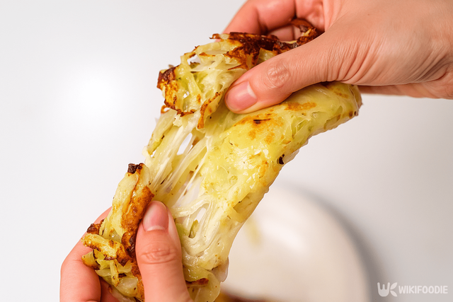 양배추 라이스페이퍼 구이 만든느 자료 사진. / 위키푸디