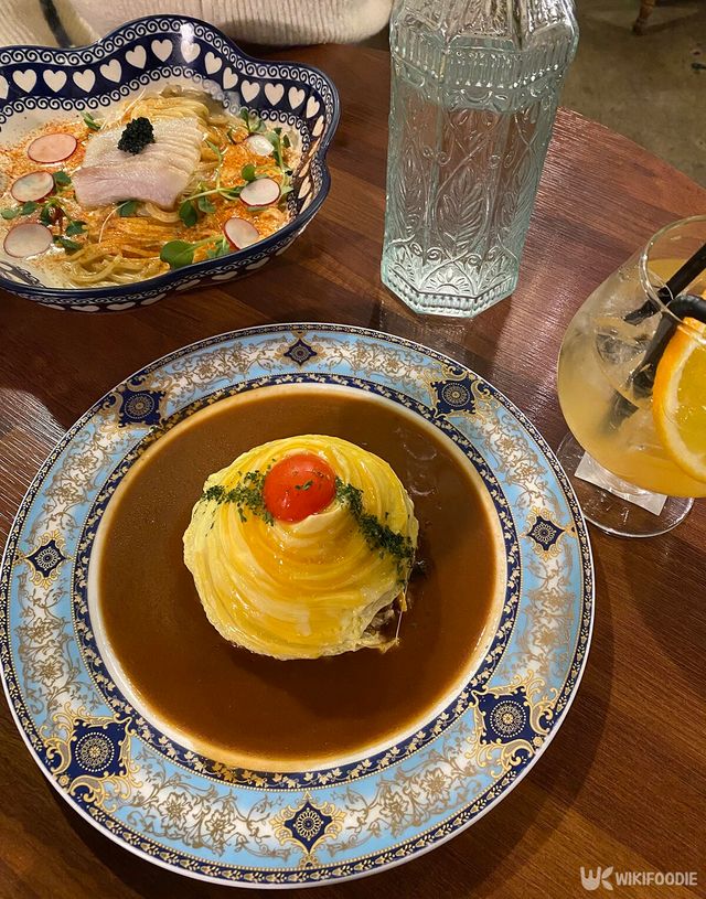 회오리 오므라이스, 항정 매콤크림 파스타 자료 사진. / 위키푸디