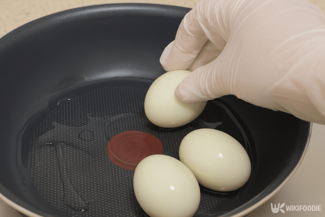 구운계란 카레 만드는 자료 사진. / 위키푸디