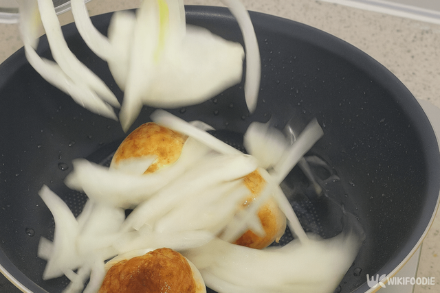 구운계란 카레 만드는 자료 사진. / 위키푸디