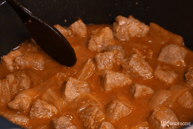 비지찌개 만드는 자료 사진. / 위키푸디