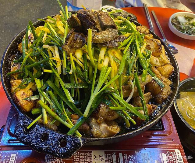 별미곱창 모듬곱창 자료 사진. / 위키푸디