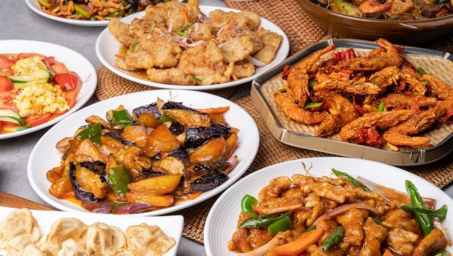 따뜻한 중국 요리 자료 사진. / Hyeong-Taek Lee-shutterstock.com