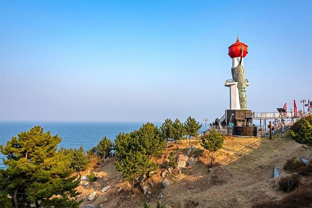 경북 영덕에 위치한 해맞이공원 전경이다. / Sobeautiful-shutterstock.com