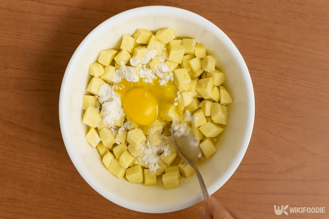 고구마 쿠키 만드는 자료 사진. / 위키푸디