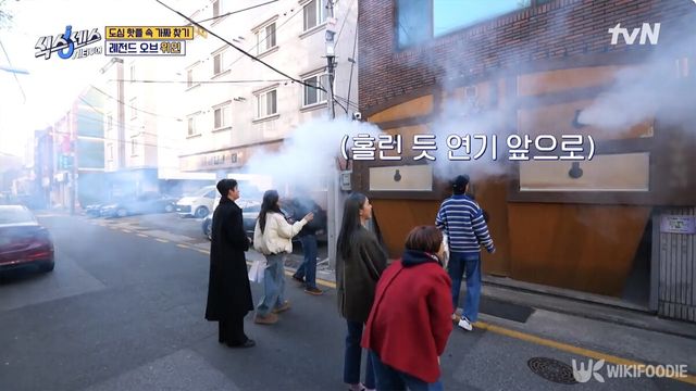 이순신 식당, 거북선 식당 자료사진. / tvN '식스센스 시티투어'