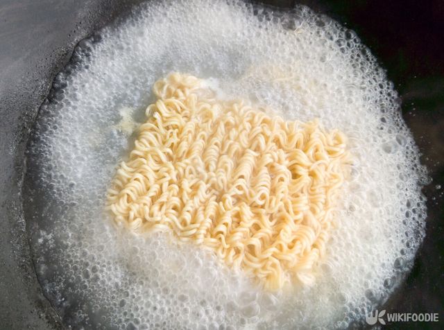 라면 자료사진. / trainman111-shutterstock.com