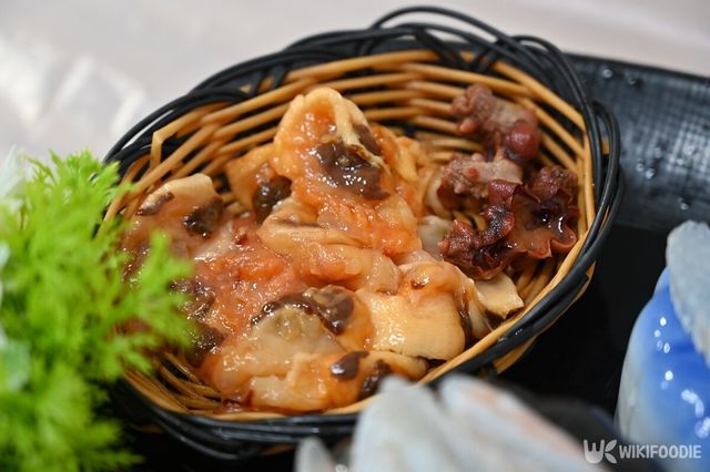 기사의 이해를 돕기 위한 이미지. 생멍게회. / Light Win-shutterstock.com