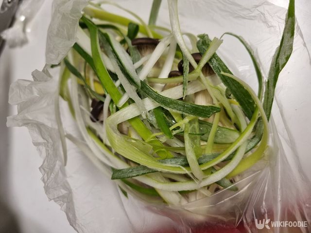 직접 구매한 부대찌개. / 위키푸디