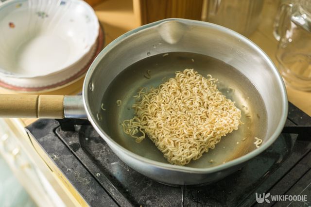 라면 자료사진. / Tavaris CHa-shutterstock.com