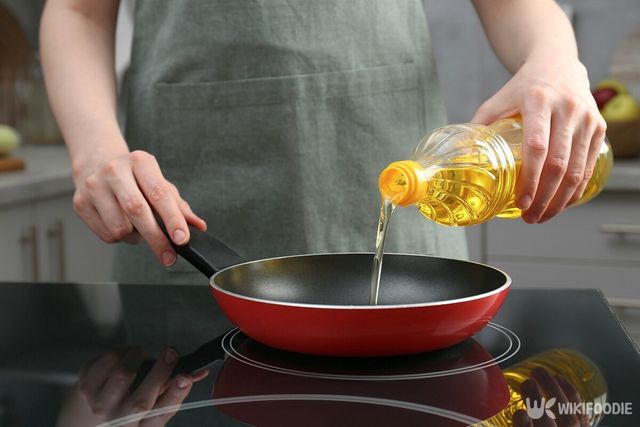 카놀라유 자료사진. / Syuhair-shutterstock.com