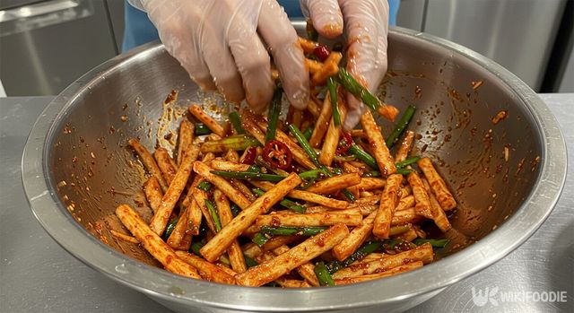 무말랭이무침 자료사진. / 위키푸디