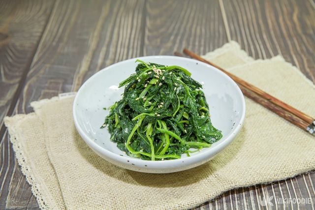 나물무침 자료사진. / Stock for you-shutterstock.com