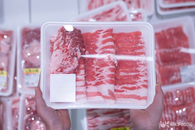 돼지고기 한 팩 자료사진. / Hakase_420-shutterstock.com