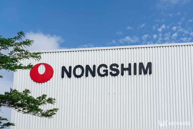 농심 자료사진. / JHVEPhoto-shutterstock.com