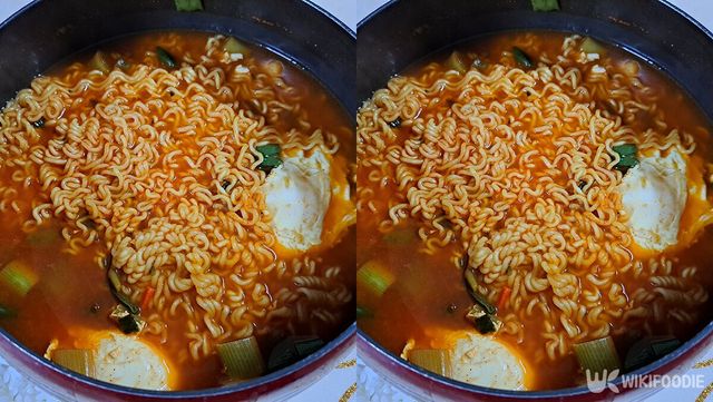 신라면 자료사진. / springvember-shutterstock.com