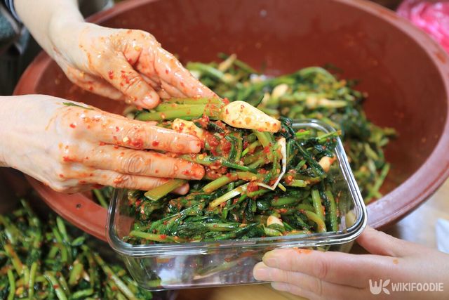 열무 김치 자료사진. / Stock for you-shutterstock.com