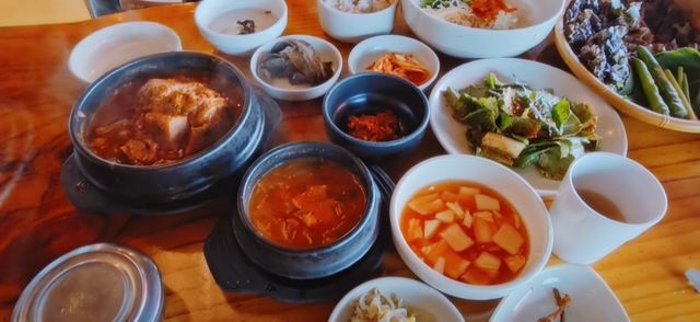 정통밥집. / 유튜브 채널 '직방탈플러스'