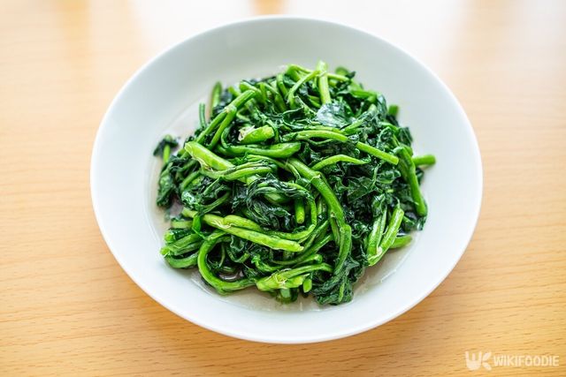 나물무침 자료사진. / sisi2017-shutterstock.com