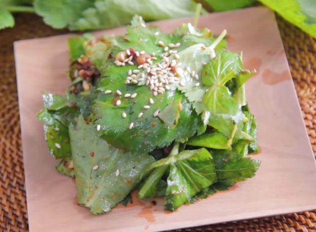 파드득나물 무침. / 유튜브 채널 '요알남MingStar'