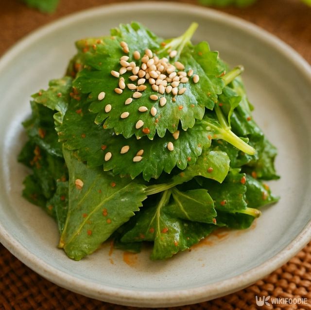 파드득나물 무침 자료사진. / 위키푸디